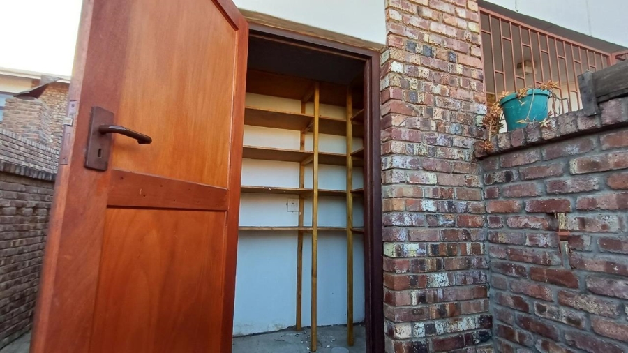 3 Bedroom Property for Sale in Hartenbos Central Western Cape